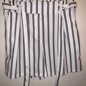 Boohoo striped shorts